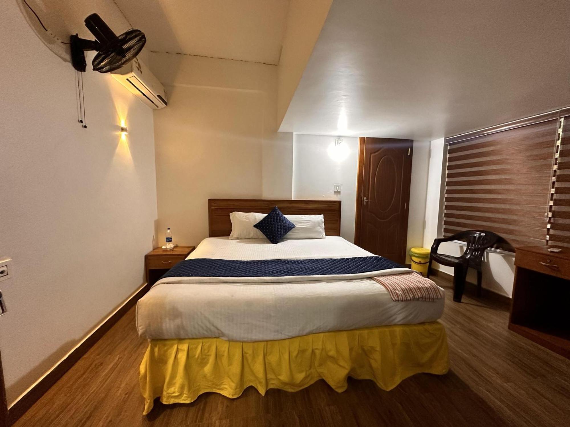 White Shell Beach House Каннур Екстер'єр фото