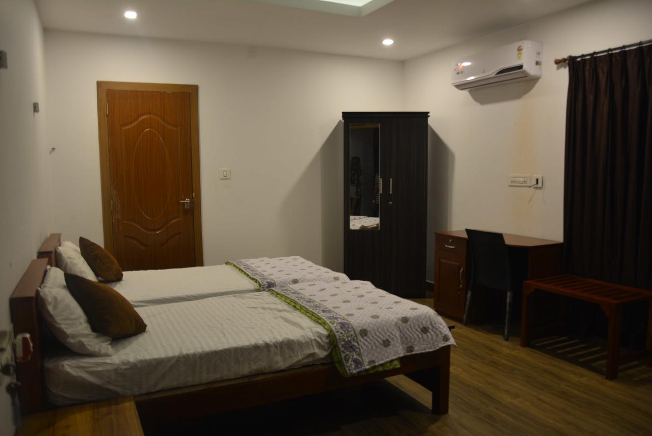 White Shell Beach House Каннур Екстер'єр фото